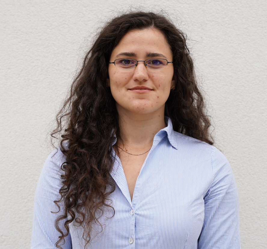 roxana-popa-profile-picture